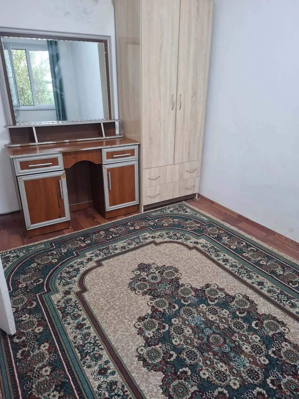 2 комнаты, Парк Т.Сатылганова, Собственник, Семейным, от 1 года, С мебелью частично