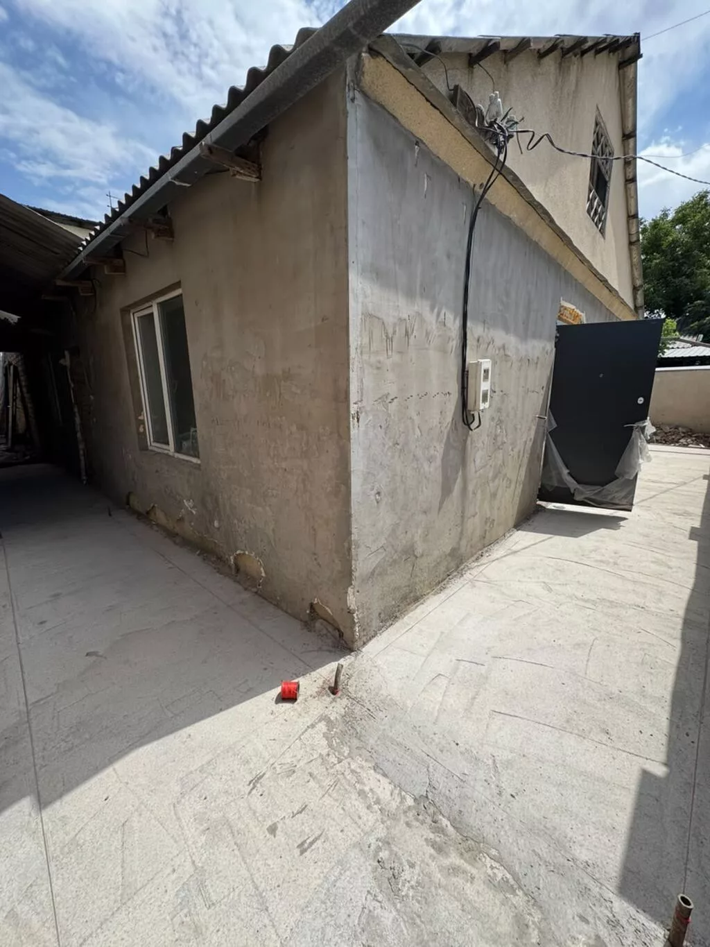 3 комнаты, 80 м², 2 соток, Бишкек, Агентство недвижимости