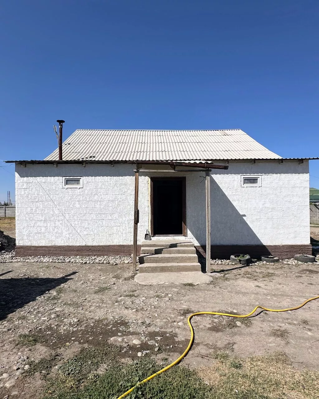 ✨ Продаётся дом в с. Сокулук ✨ 🏡 Характеристики: • Участок - 6 соток