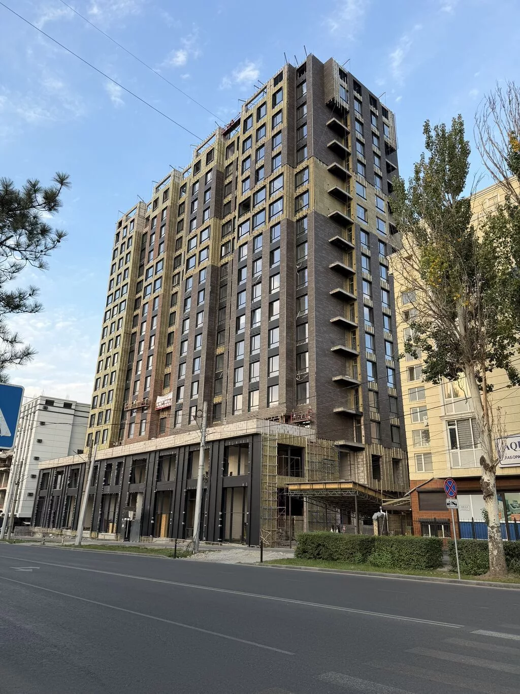 Студия, 68 м², Таш-Рабат ТРЦ Элитка, 4 этаж, ПСО (под самоотделку)