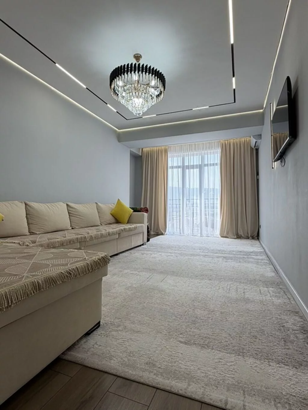 2 комнаты, 70 м², Асанбай мкр Элитка, 3 этаж, Евроремонт