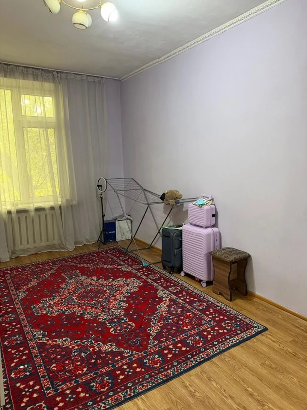 2 комнаты, 44 м², ул. Алматинка / Чуй Индивидуалка, 3 этаж, Старый ремонт