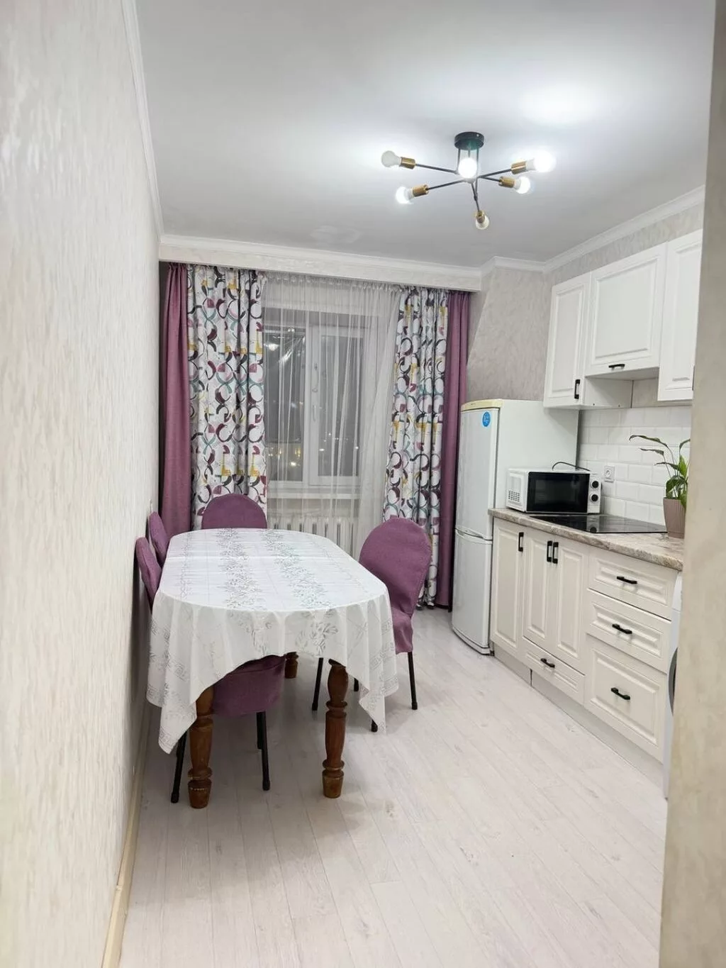 1 комната, Ала-Арча ТРЦ Агентство недвижимости, Можно с животными, от 1 месяца, от 3 месяцев, от 6 месяцев, С мебелью полностью