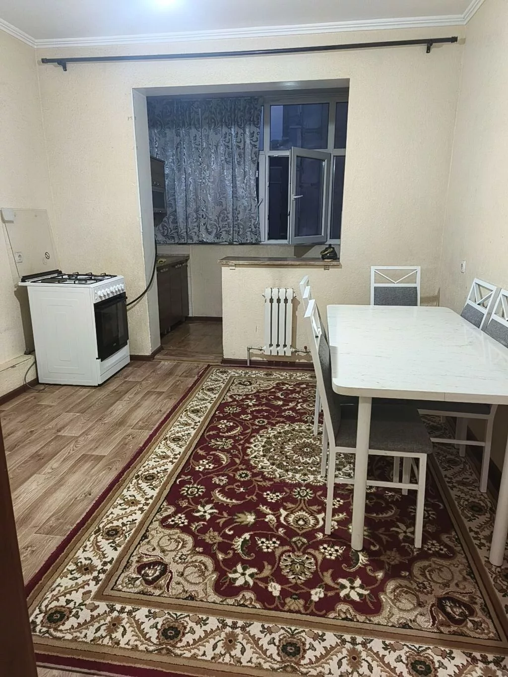 1 комната, Улан мкр Собственник, Студентам, от 1 месяца, С мебелью частично