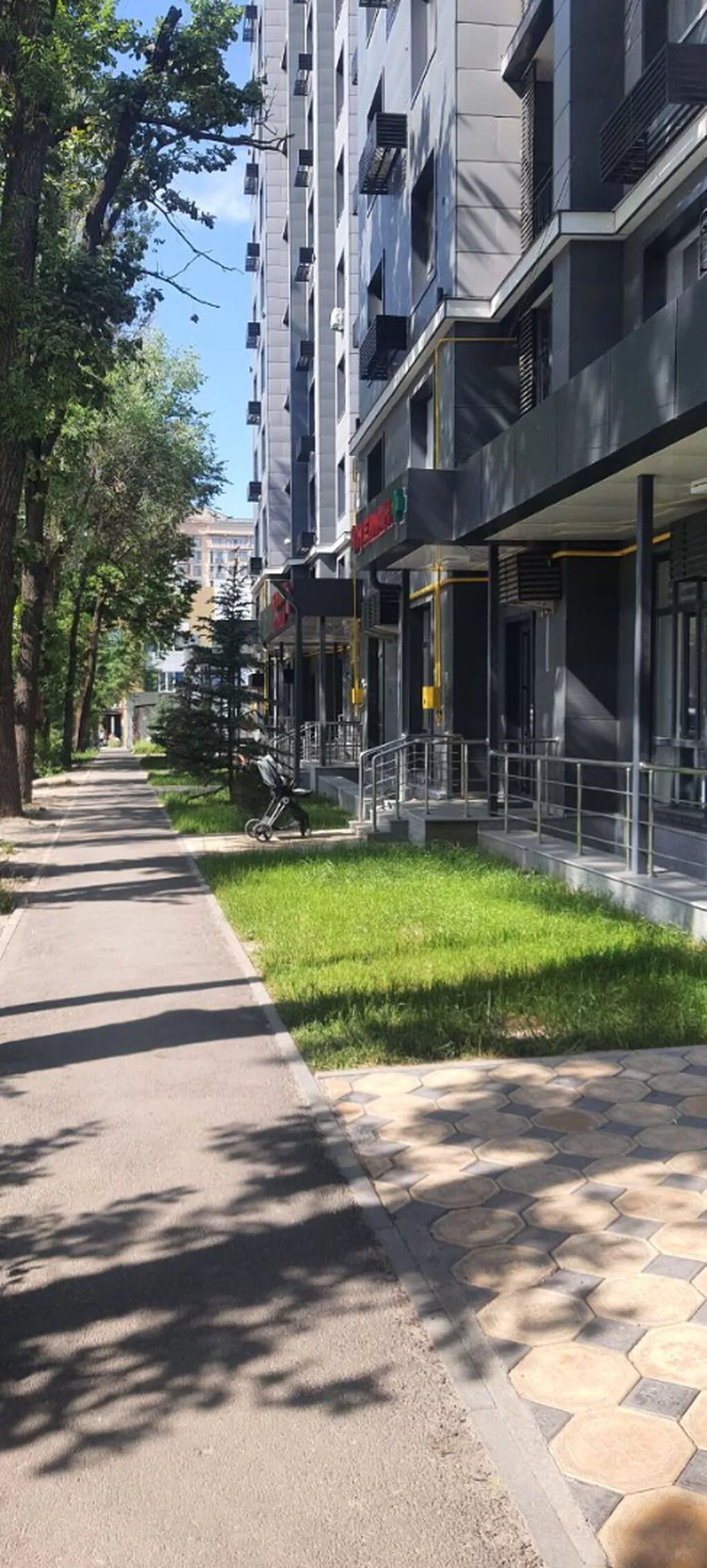 Продажа офисов 345 м², Без ремонта, Многоэтажное здание, Цокольный этаж этаж