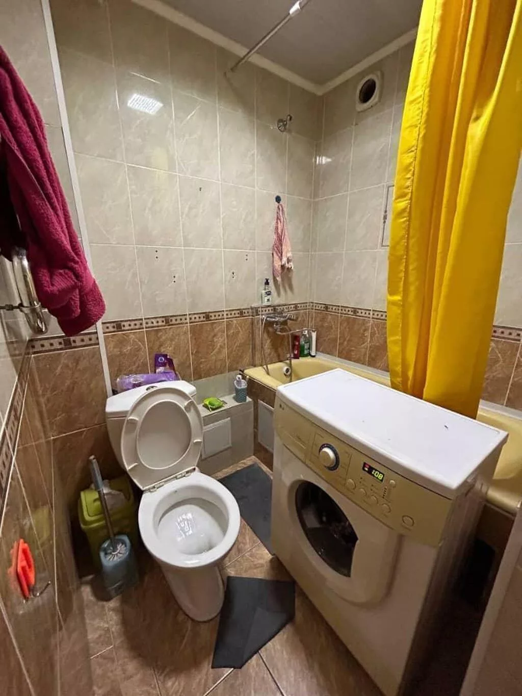 2 комнаты, 43 м², 8 мкр 104 серия, 2 этаж