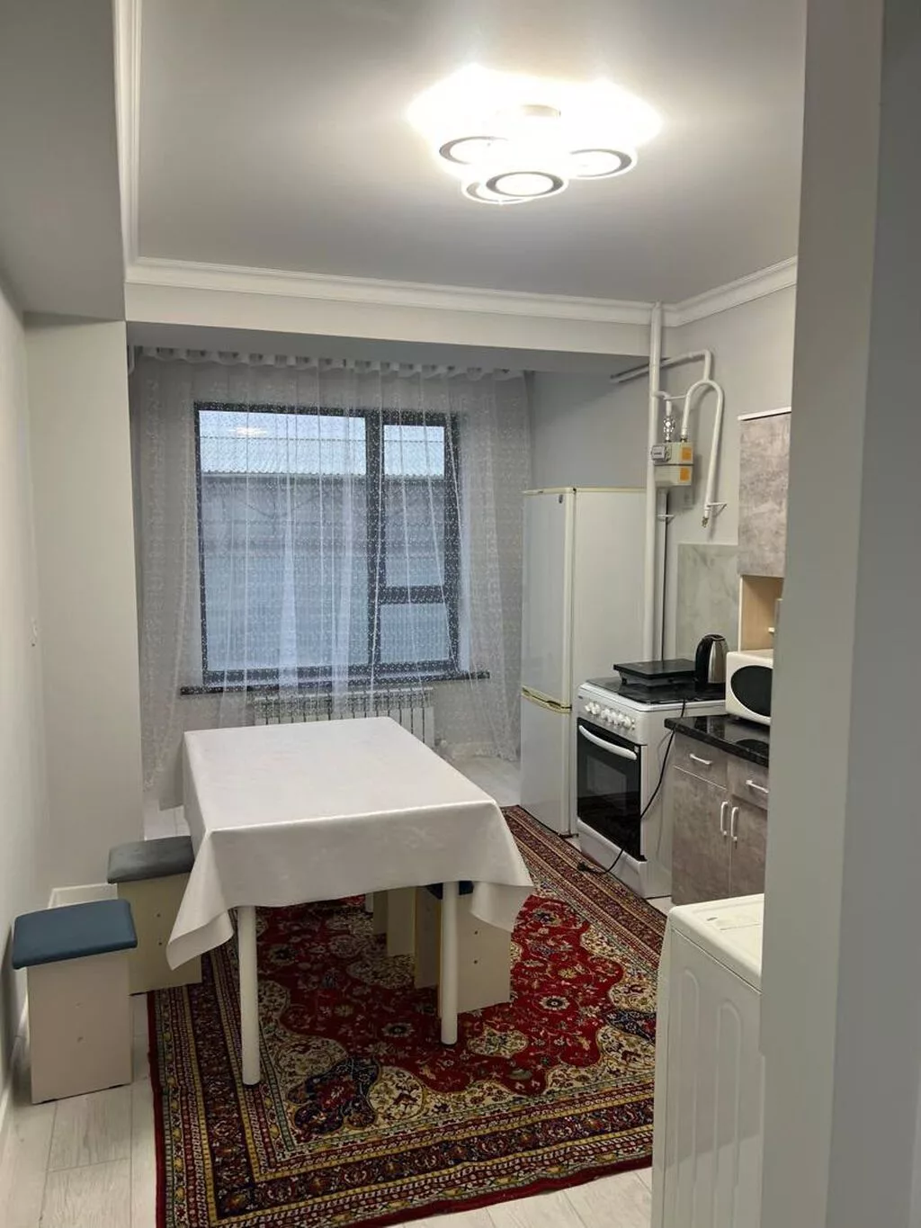 1 комната, 42 м², Дордой Моторс рынок Элитка, 3 этаж, Свежий ремонт