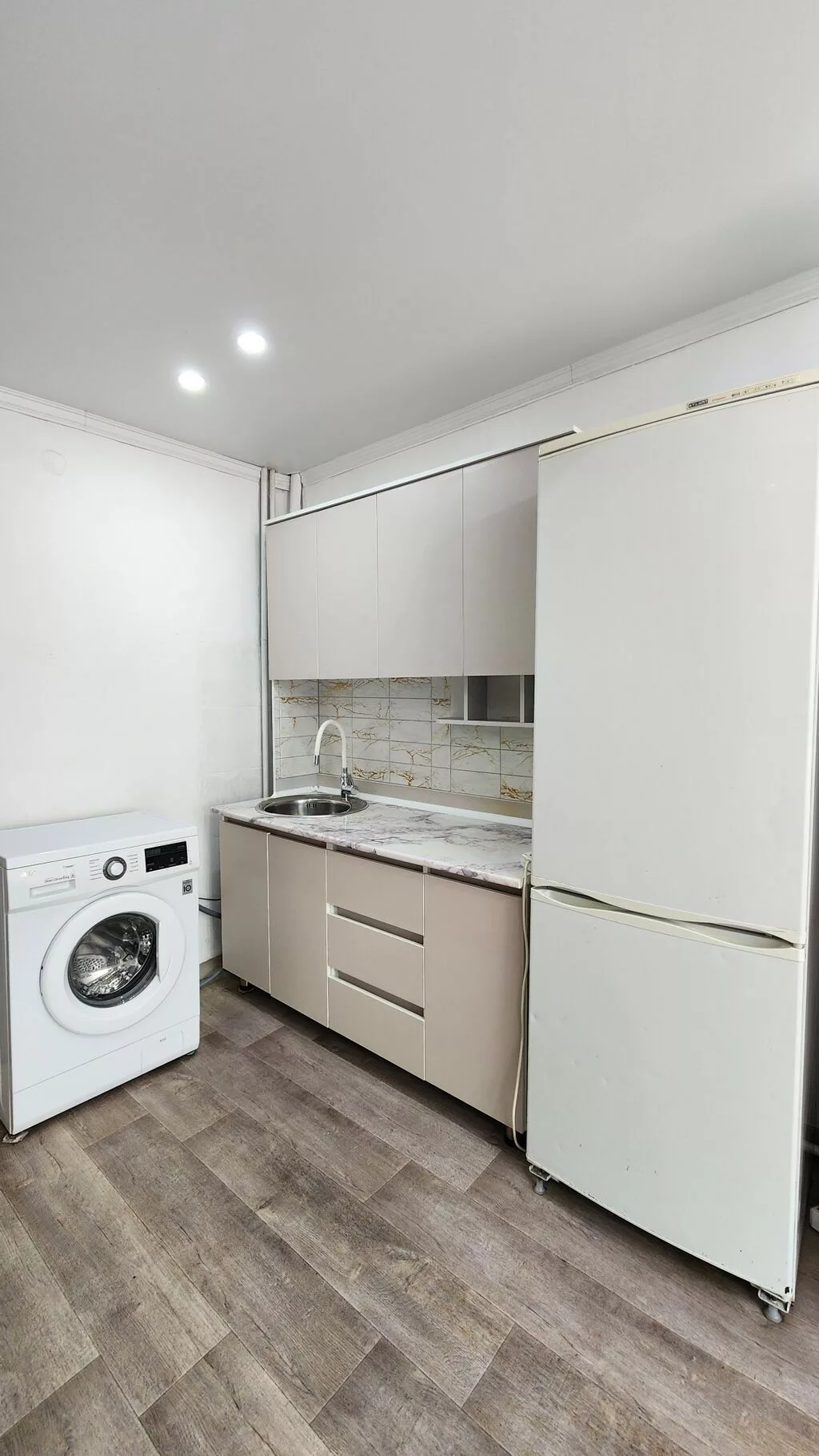 1 комната, 26 м², Мед Академия Гостиничный тип, 1 этаж, Евроремонт
