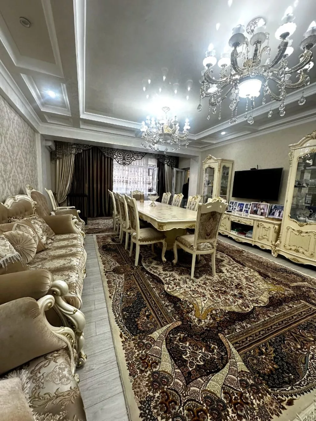 4 комнаты, 136 м², Асанбай мкр Элитка, 1 этаж, Дизайнерский ремонт