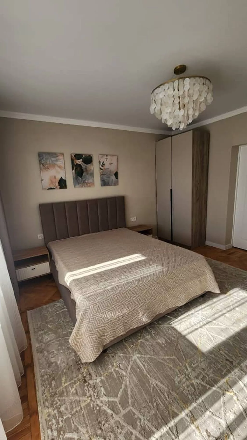 3 комнаты, 70 м², Золотой квадрат Индивидуалка, 5 этаж, Евроремонт