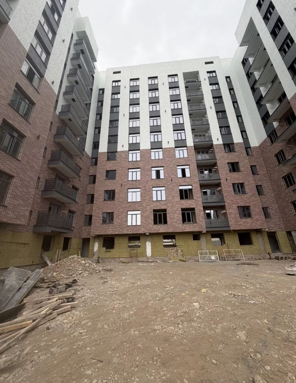 Сдан, 2 комнаты, 66 м²