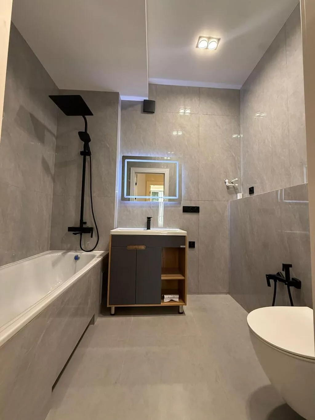 3 комнаты, 82 м², Асанбай мкр Элитка, 11 этаж, Дизайнерский ремонт