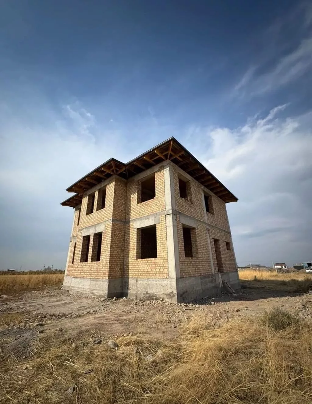 5 комнат, 217 м², 5 соток, Орто-Сай, Агентство недвижимости