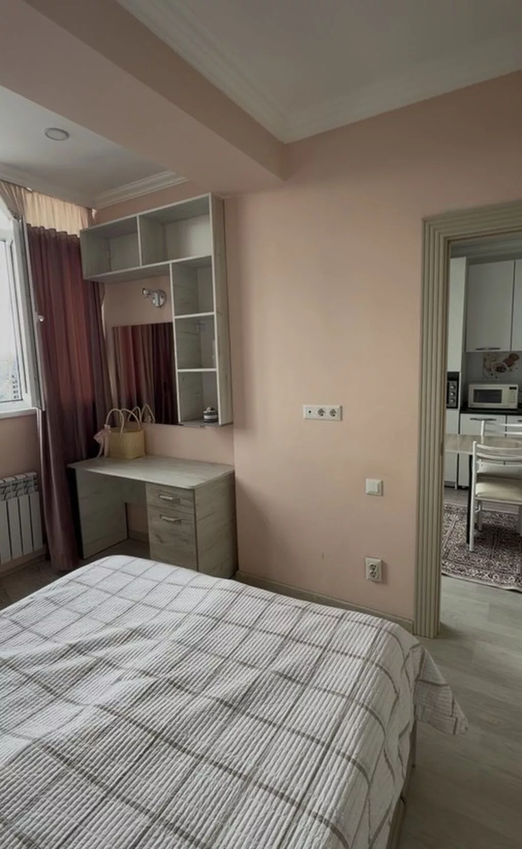 🏡 Сдаётся 3-комнатная квартира в районе Джалской больницы 🏢 Этаж: 10 📐
