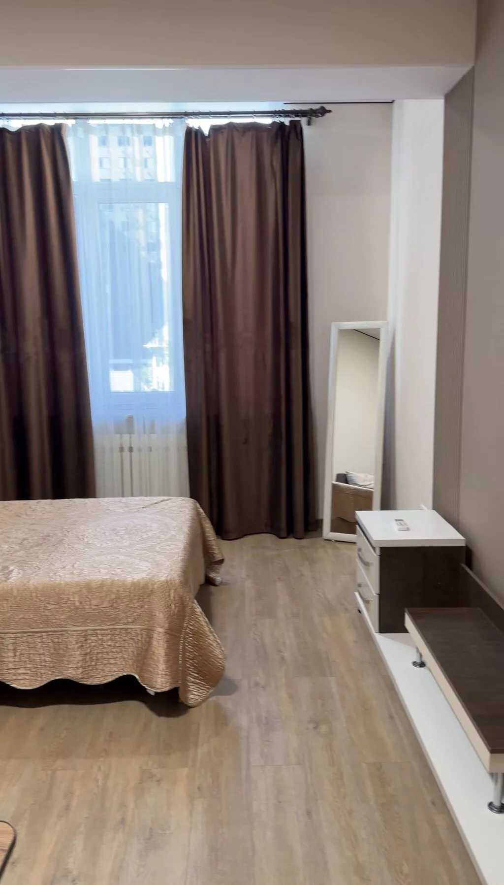 Сдается 1 комн кв 45 кв м, элитка, все условия, техника, мебель