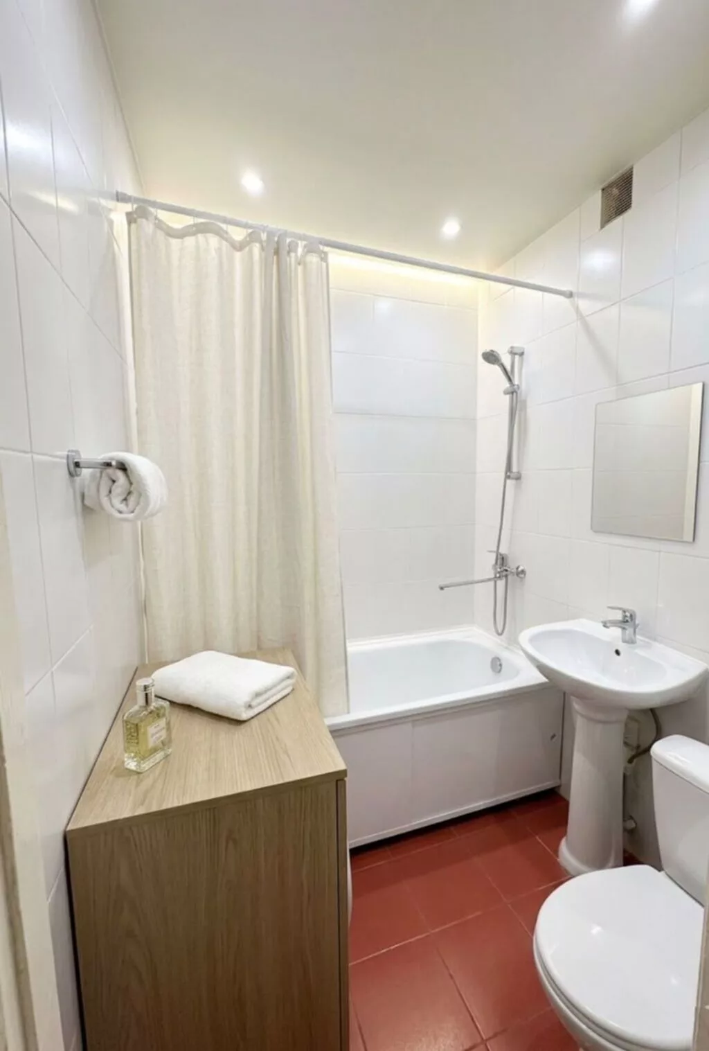 1 комната, 35 м², Учкун мкр 105 серия, 2 этаж