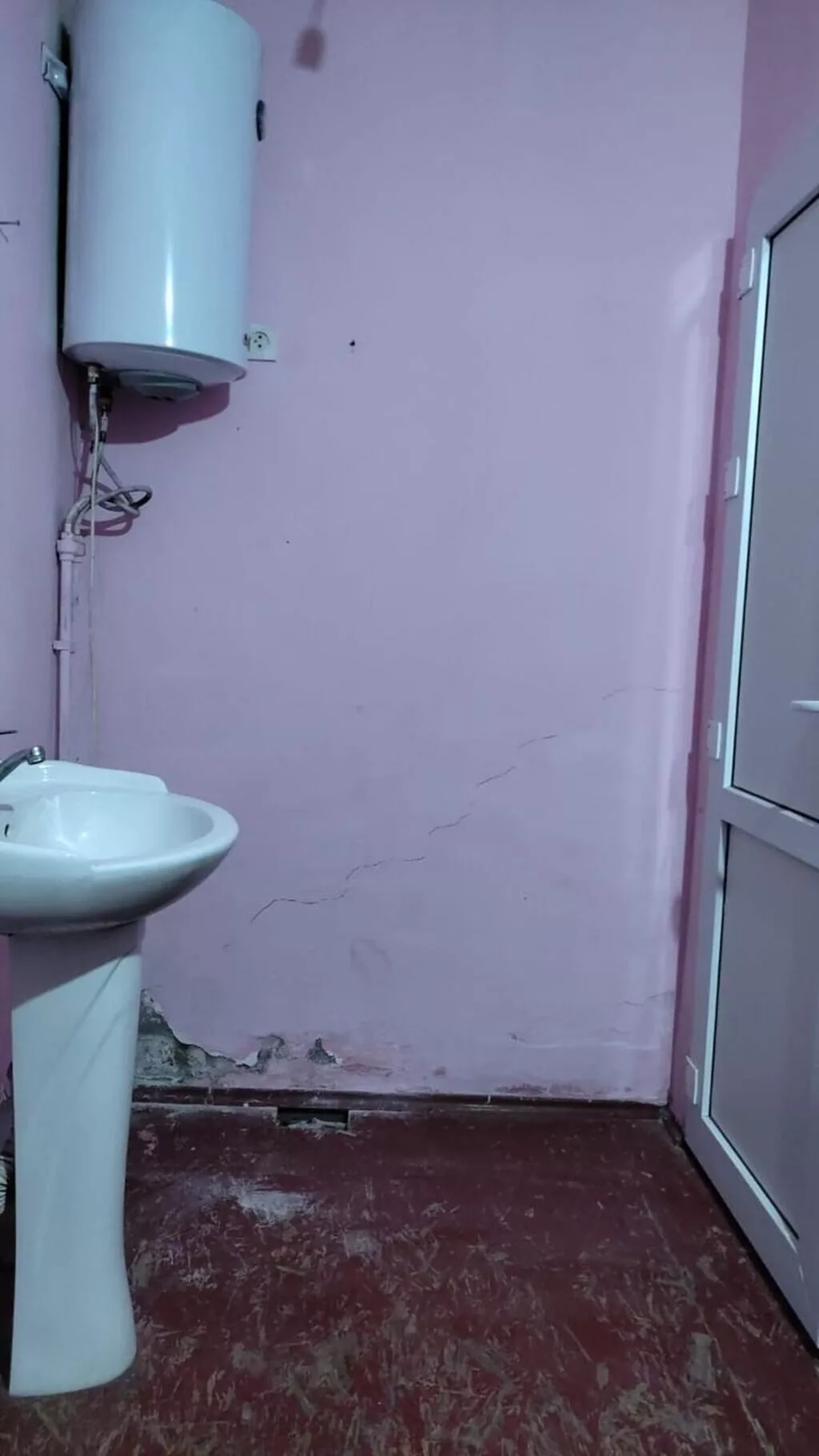30 м², 2 комнаты, Пригородное с., Без животных