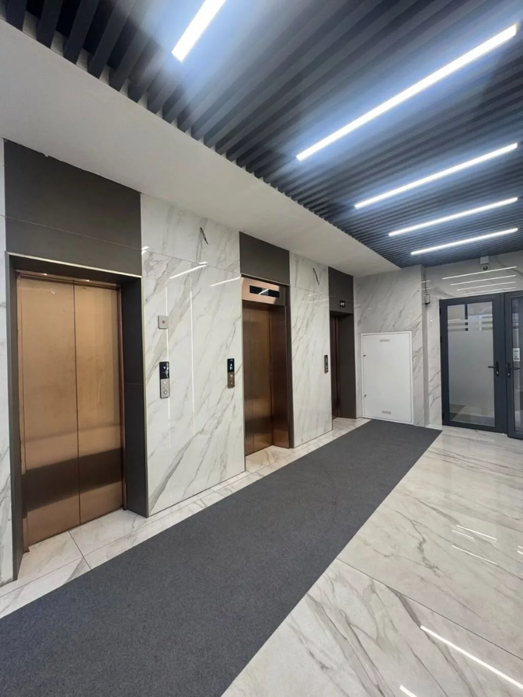 Сдаю Офисный шкаф: Сдаю IT company, 63 м², В бизнес центре, С ремонтом