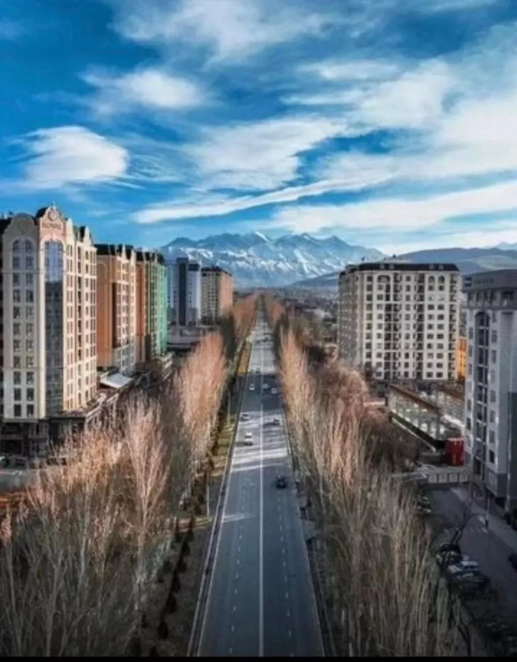 Продажа офисов 170 м², С ремонтом, Многоэтажное здание, 2 этаж