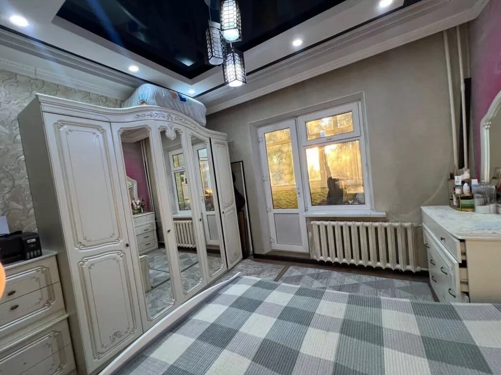 3 комнаты, 62 м², Кудайберген авторынок 105 серия, 1 этаж, Евроремонт