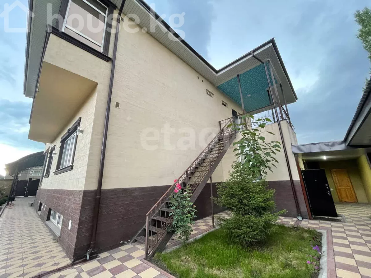 Аренда Дом, 6 и более: город Бишкек, ж/м Ала-Арча 2 — за 438 000 ⃀