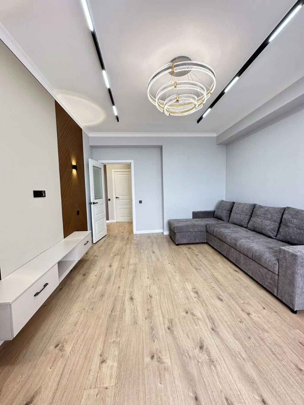 2 комнаты, 66 м², Кок-Жар мкр Элитка, 8 этаж, Евроремонт