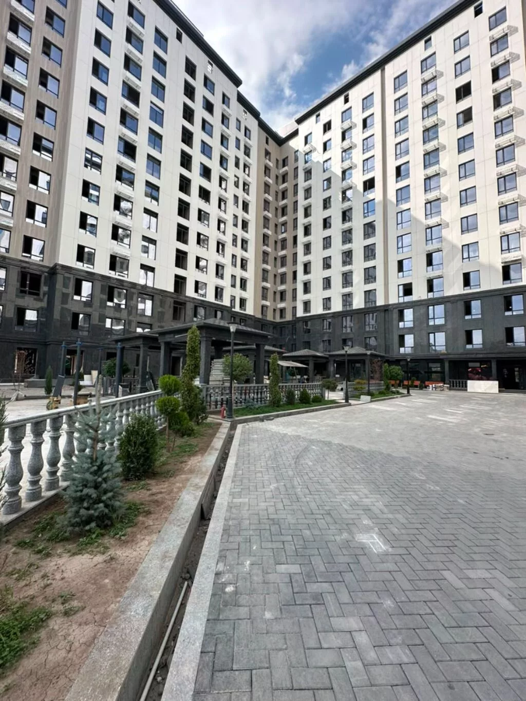 Элитка, 2 комнаты, 84 м²