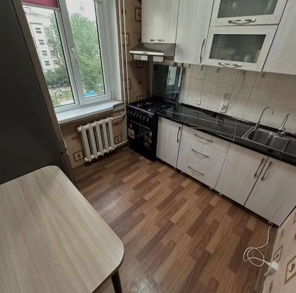3 комнаты, 61 м², 12 мкр 105 серия, 4 этаж