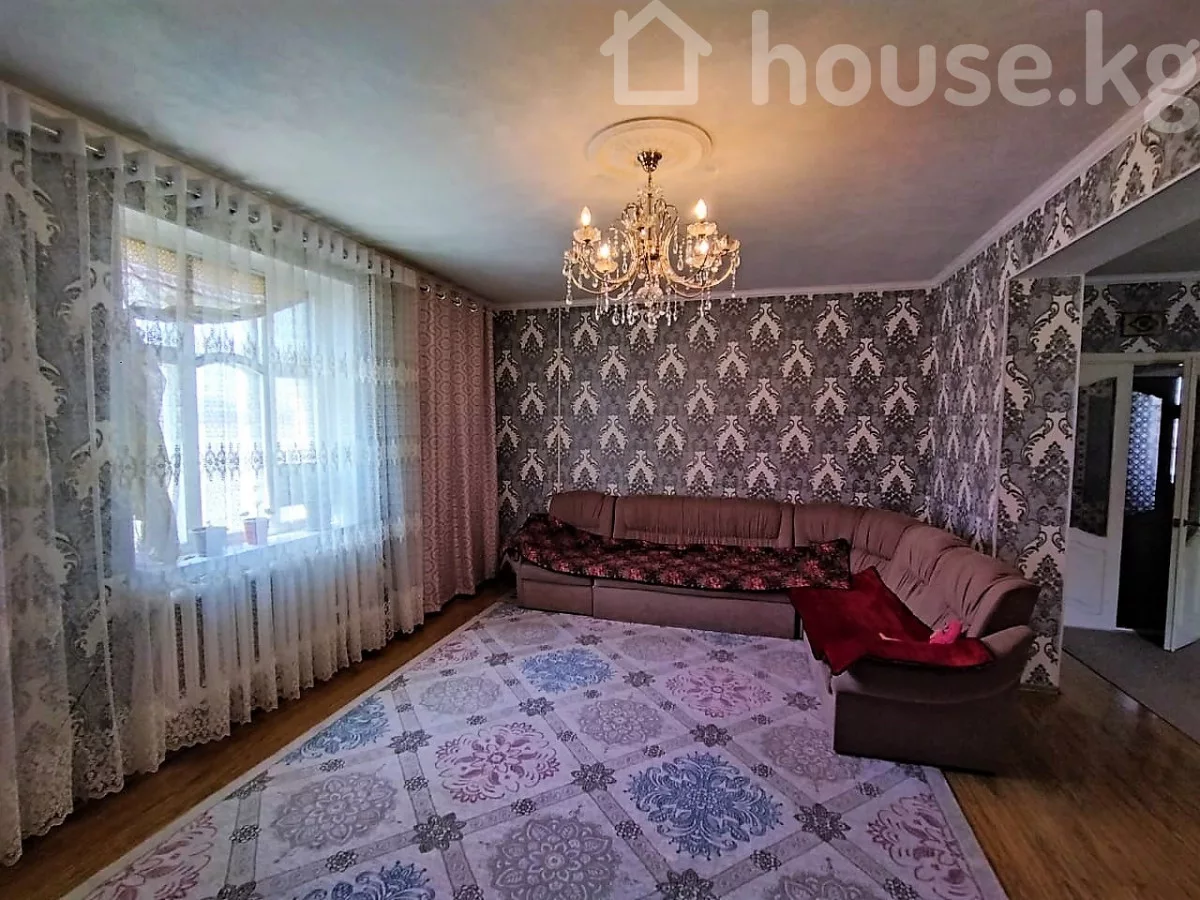 Продажа, дом, 4-комн.: Чуйская область / Бишкек, город Бишкек, Кара-Жыгач ж/м — за 25 401 100 сом