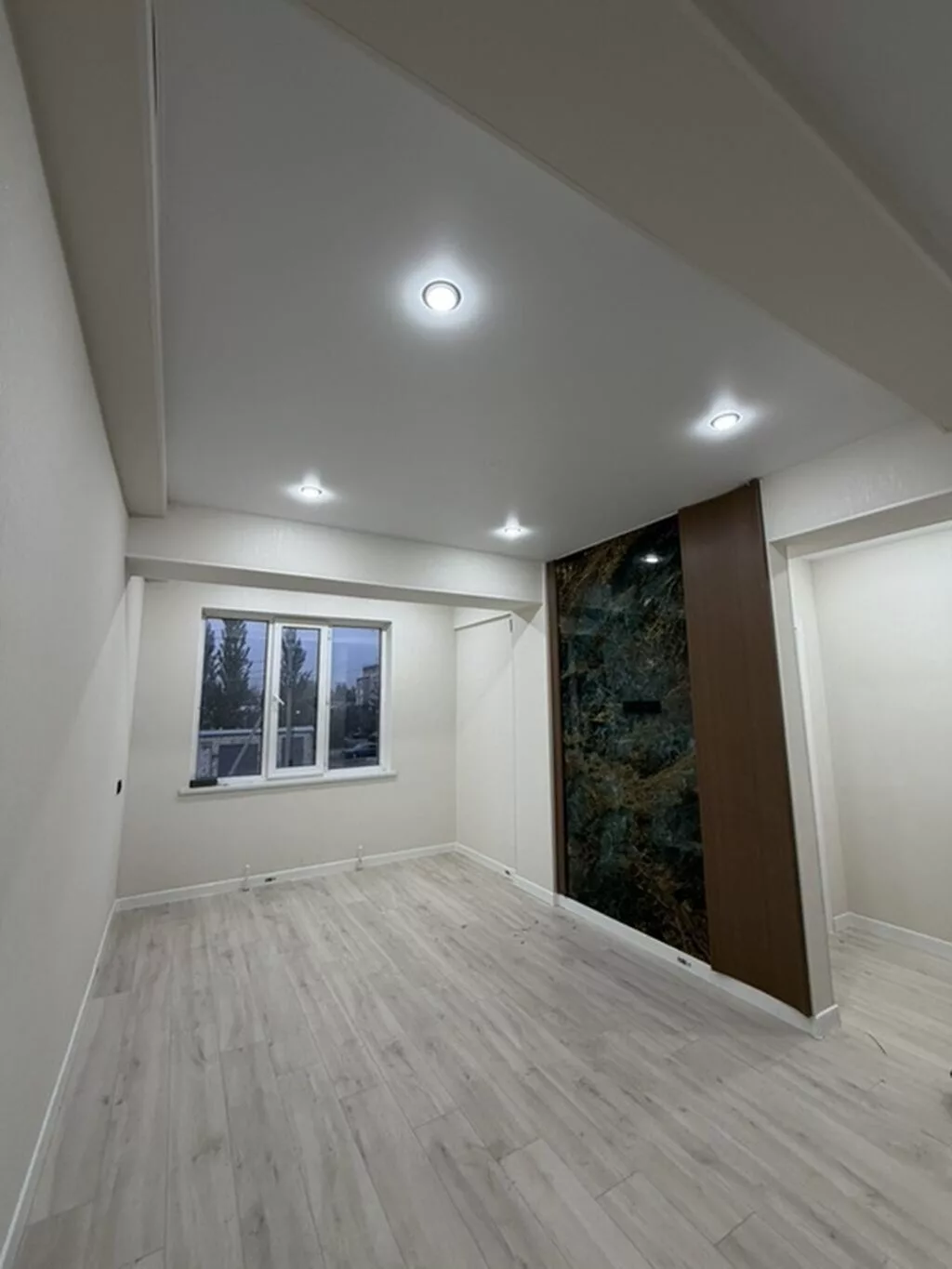 1 комната, 31 м², Кудайберген авторынок Индивидуалка, 2 этаж, Евроремонт