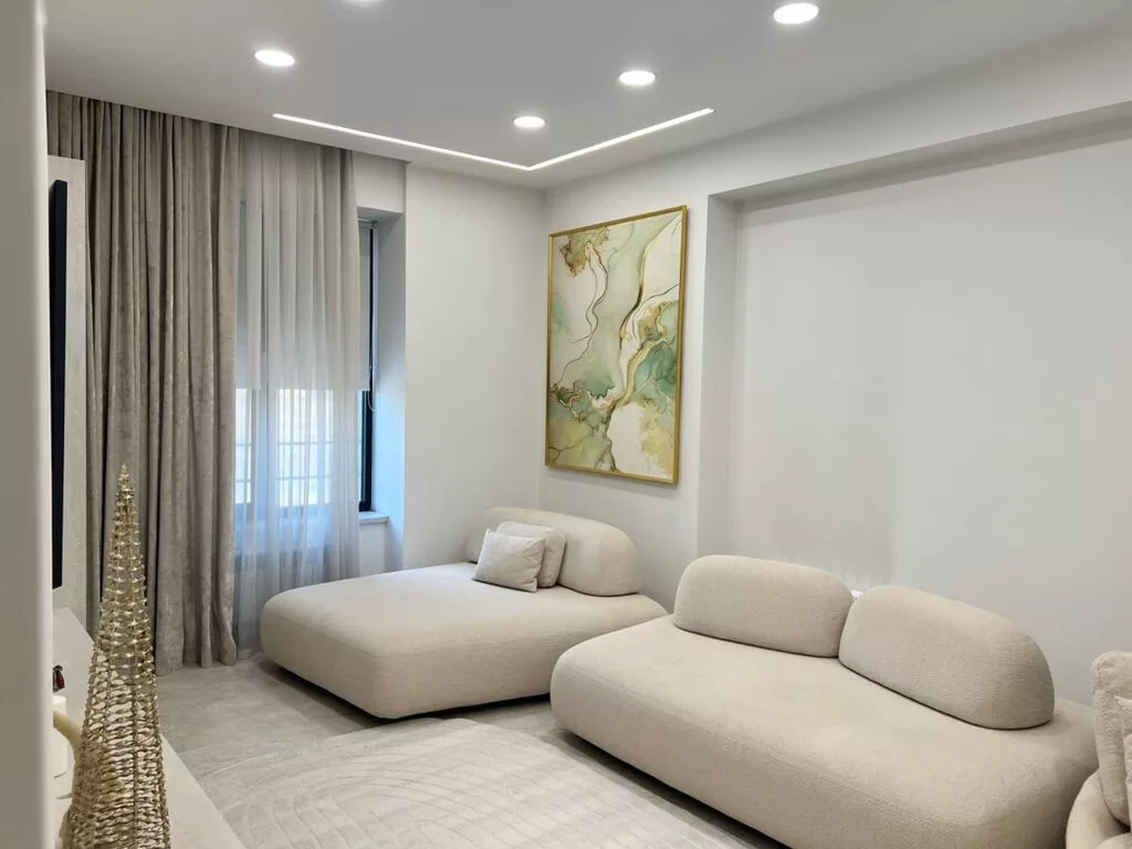 3 комнаты, 100 м², Южная Магистраль Элитка, 4 этаж, Евроремонт