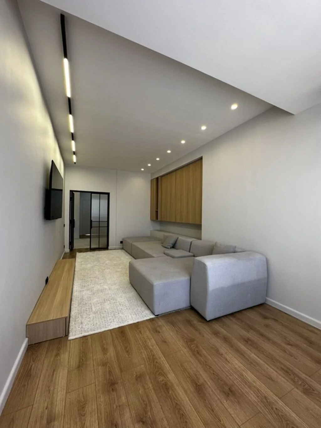 2 комнаты, 81 м², Элитка, 12 этаж, Дизайнерский ремонт