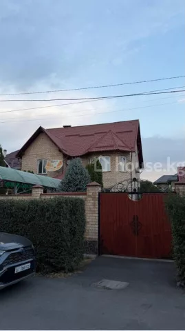 Аренда, дом, 6 и более-комн.: Чуйская область / Бишкек, город Бишкек, Магистраль - на долгий срок — за 437 950 сом