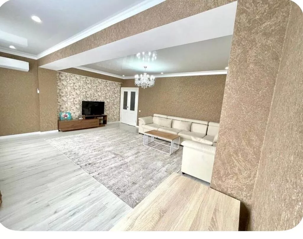 3 комнаты, 120 м², Золотой квадрат Элитка, 5 этаж, Евроремонт