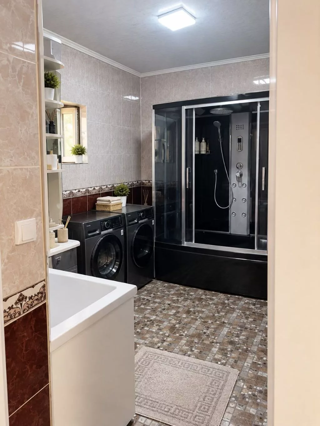 250 м², 6 комнат и более, Арча-Бешик ж/м