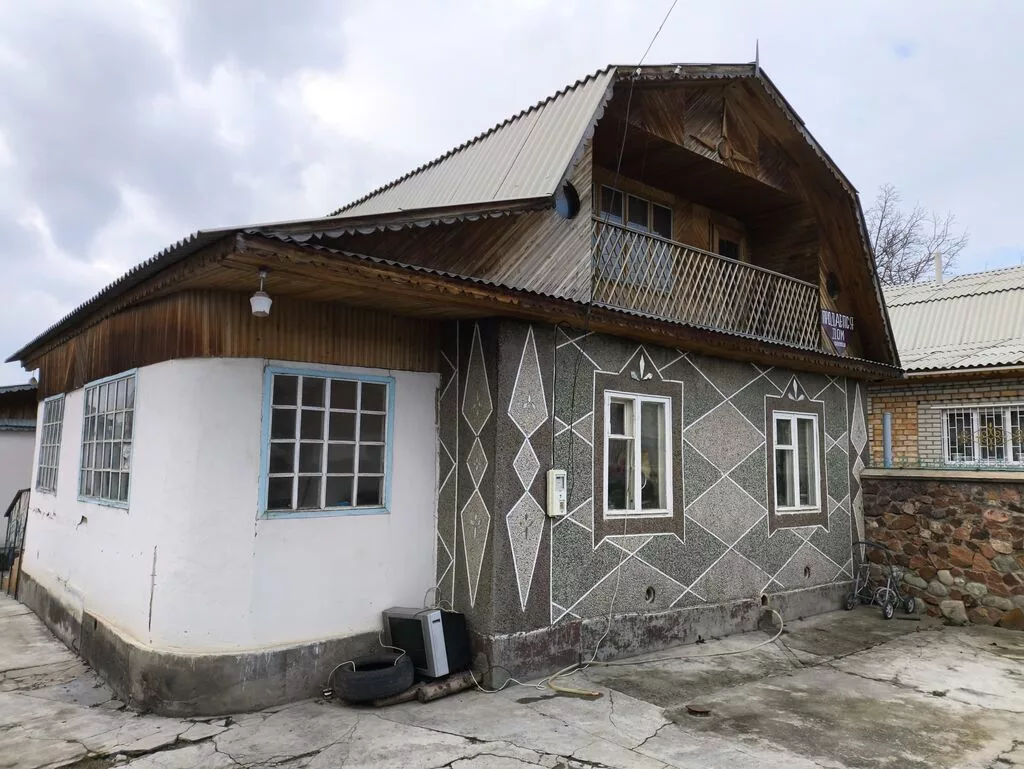 5 комнат, 100 м², 8 соток, Чолпон-Ата, Собственник