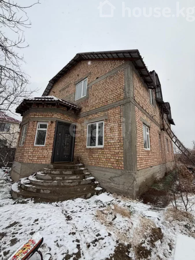 Аренда Дом, 6 и более: город Бишкек, с. Орто-Сай — за 308 000 ⃀