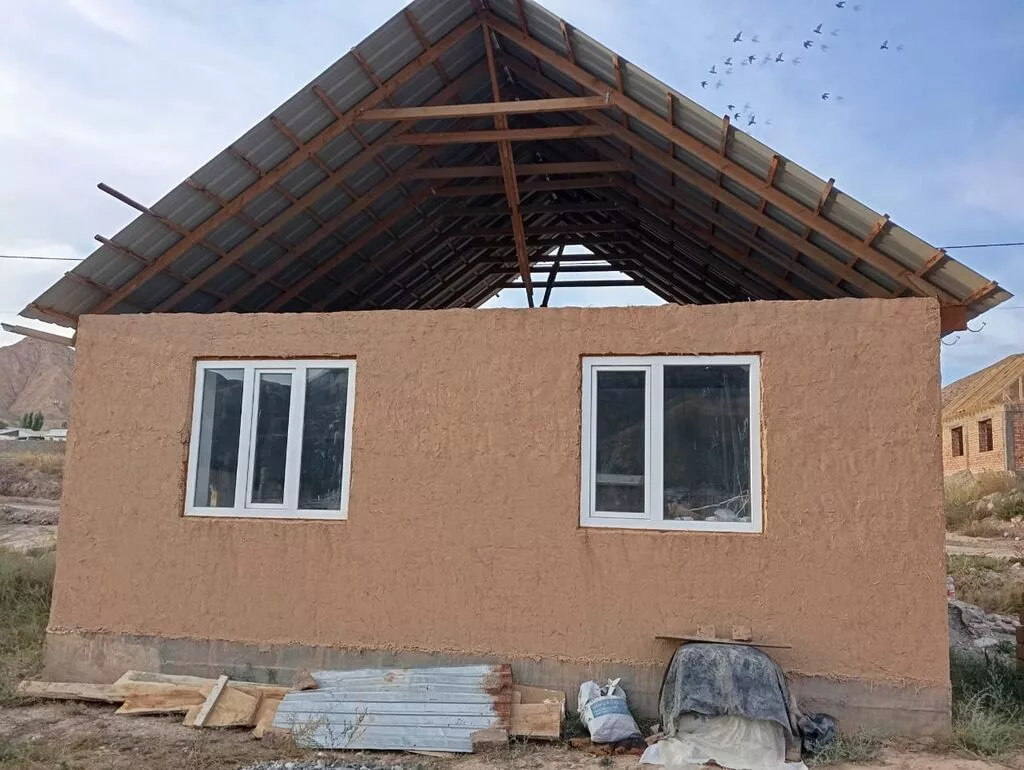 Продается дом 49м², с участком 4.25сотых. Коммуникации: септик