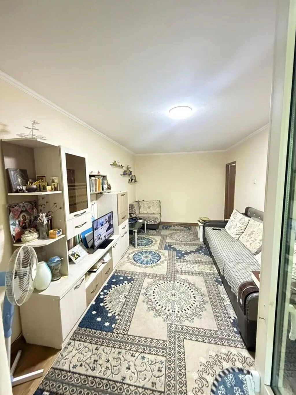 2 комнаты, 43 м², 5 мкр 104 серия, 2 этаж, Косметический ремонт