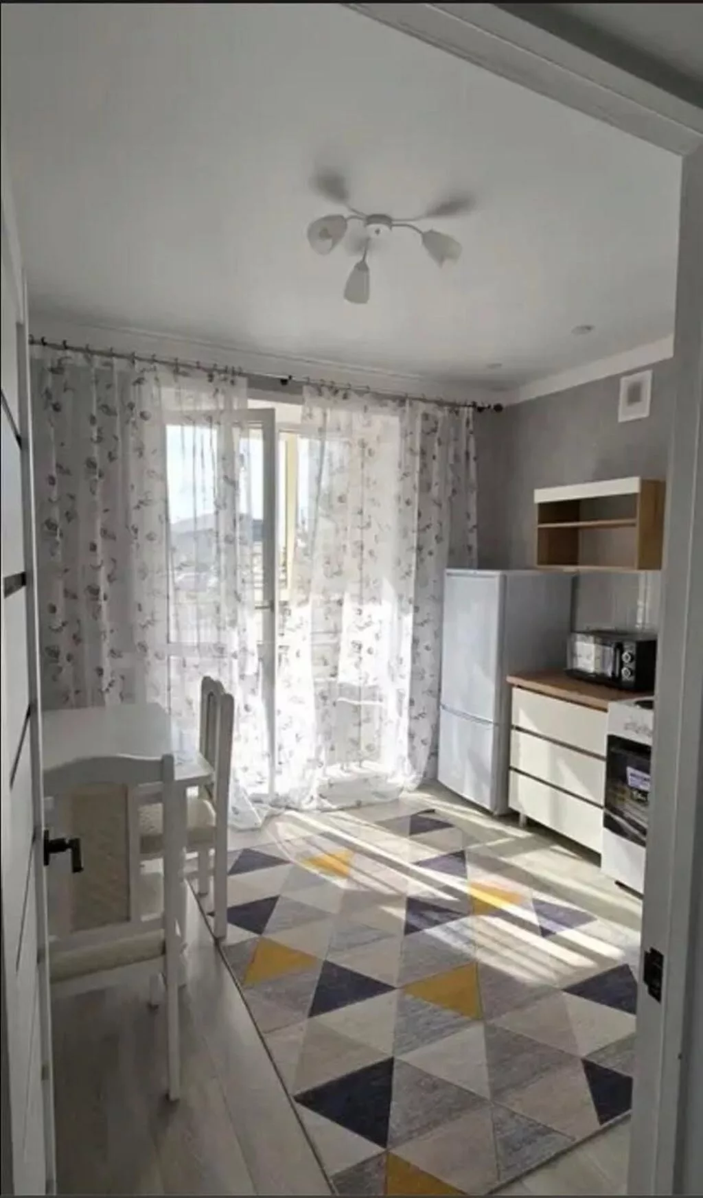 🏠 1-комнатная квартира
📍 Карпинка ( Восток 5)
🏙 Бишкек
💰 30 000 сом