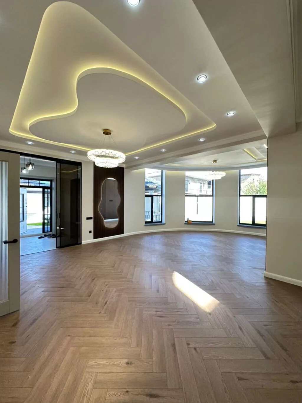 6 комнат и более, 360 м², 8 соток, Бишкек, Арча-Бешик ж/м Агентство недвижимости