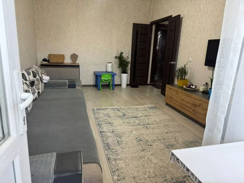 2 комнаты, 52 м², Вечерка 106 серия, 5 этаж, Косметический ремонт