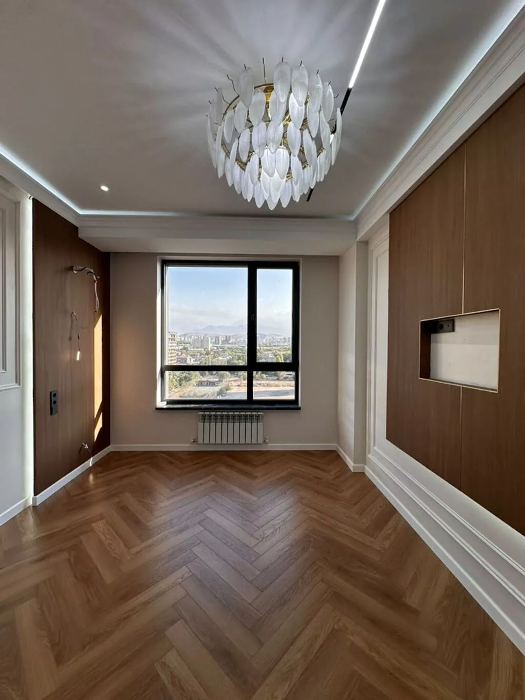 3 комнаты, 80 м², Юг-2 мкр Элитка, 11 этаж, Дизайнерский ремонт