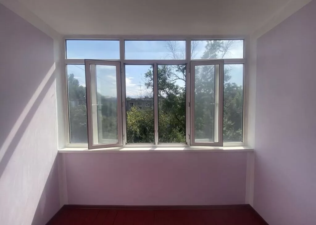 2 комнаты, 43 м², 10 мкр 104 серия, 4 этаж, Свежий ремонт