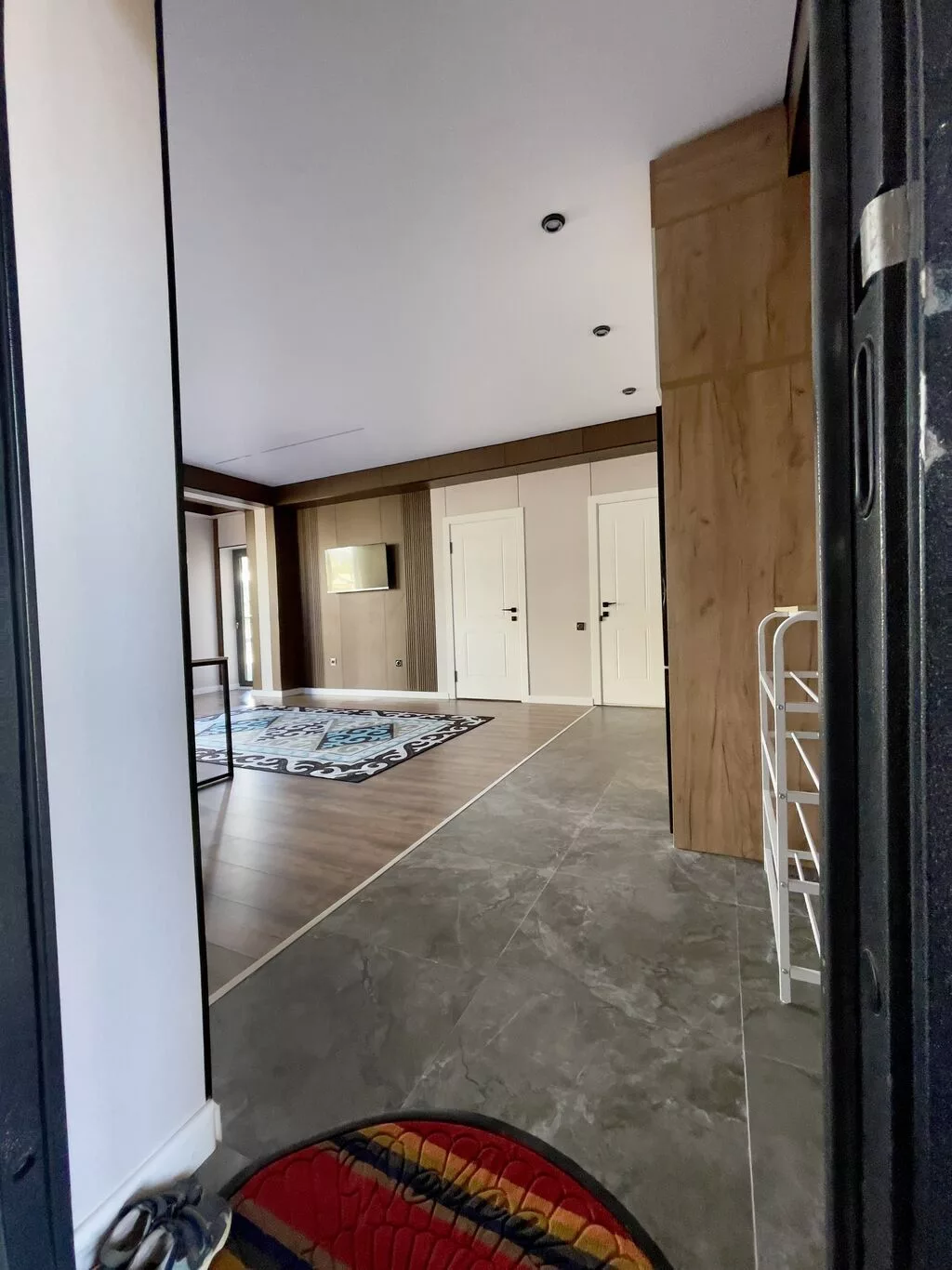2 комнаты, 56 м², Индивидуалка, 1 этаж, Дизайнерский ремонт