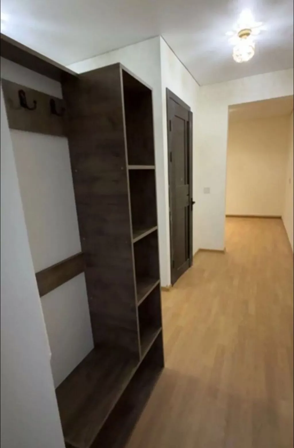 Сдается светлая 1‑комнатная квартира с отдельной кухней в районе