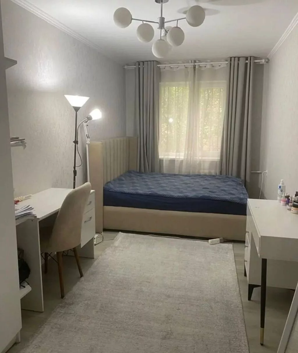 3 комнаты, 58 м², Ата-Тюрк парк Индивидуалка, 1 этаж, Евроремонт