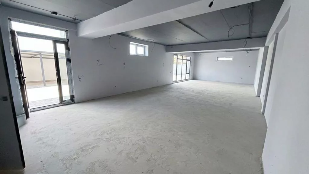 Сдаю The entire office: Сдаю Колл-центр, Нотариус, IT company, 300 м², В бизнес центре, С ремонтом, С отдельным входом, С отдельным сан узлом, With parking