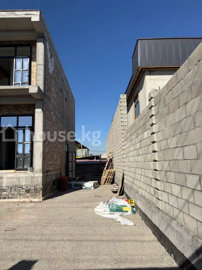 Продажа Дом, 6 и более: город Бишкек, Полицейский городок м-н — за 23 652 000 ⃀ — MHouse (house.kg)