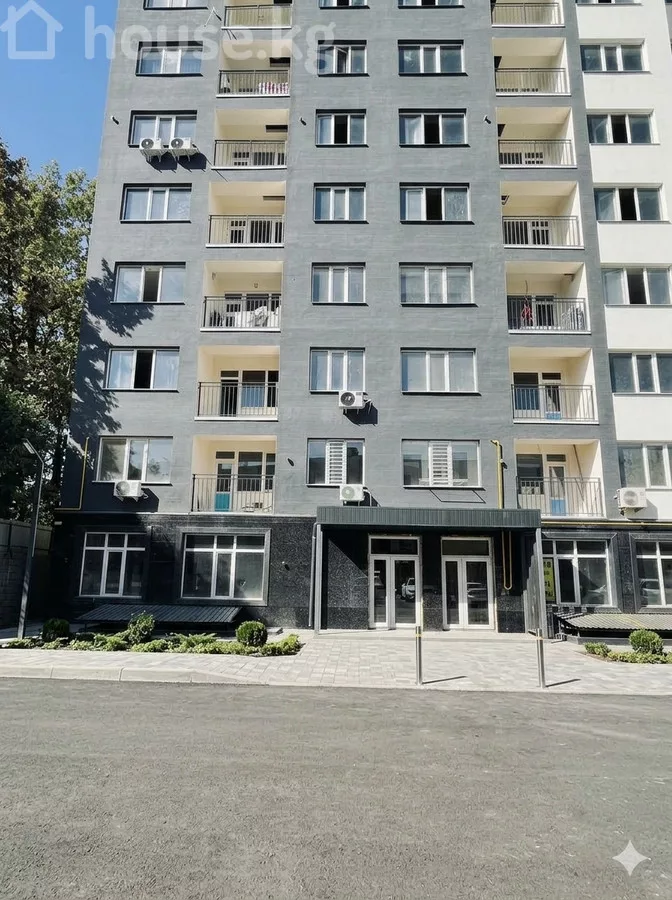 Продажа, коммерческая недвижимость: Чуйская область / Бишкек, город Бишкек, Шлагбаум — за 23 824 480 сом